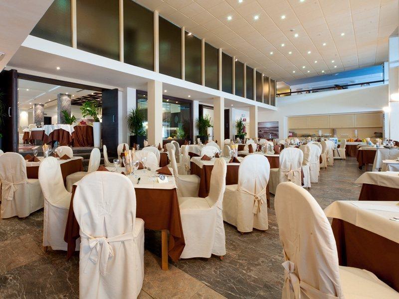 Hotel Grand Continental Tirrenia
