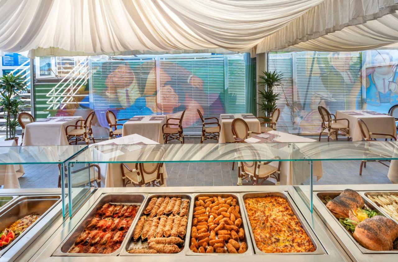 Hotel Grand Continental Tirrenia